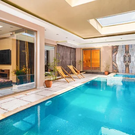 Sleeps 6 Pool Air Con Wifi Вилла Олудениз
