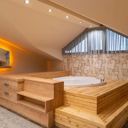 Вилла Sleeps 6 Pool Air Con Wifi *