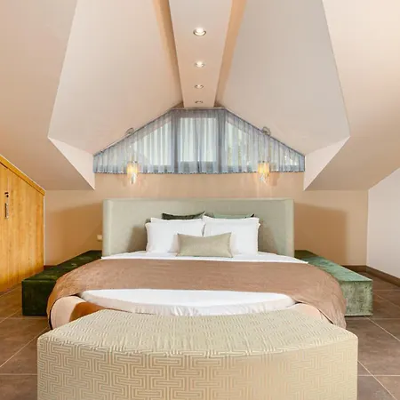 Вилла Sleeps 6 Pool Air Con Wifi Олудениз